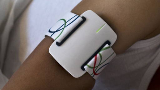 Medisch gecertificeerde armband slaat alarm bij epilepsie