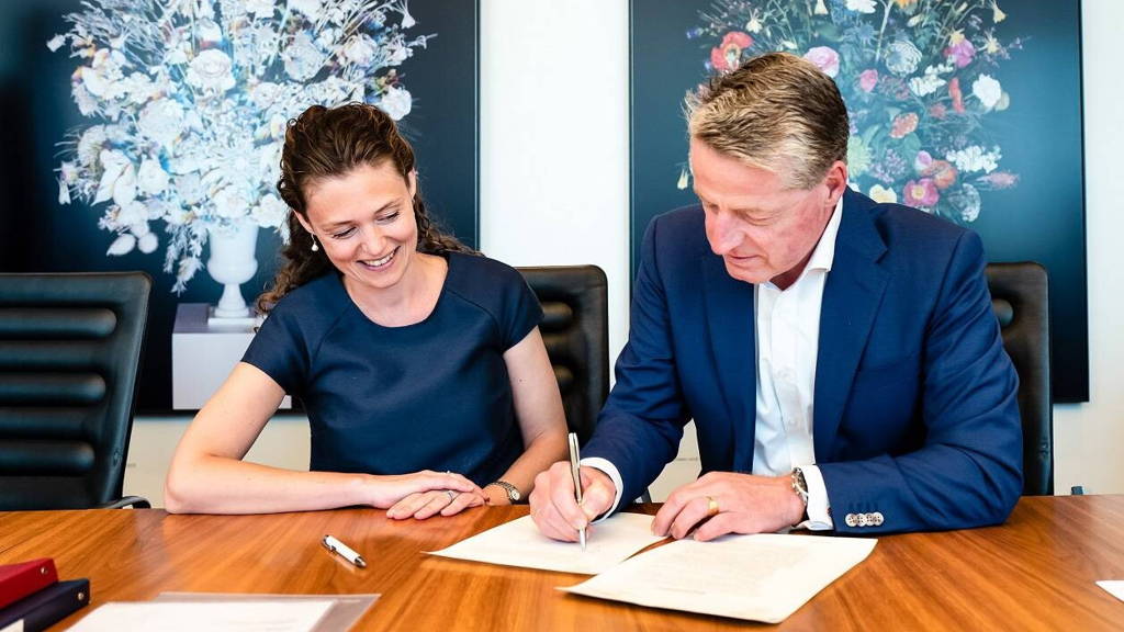 NightBalance-Eline-Vrijland-van-Beest-and-Philips-Egbert-van-Agt_ICTH