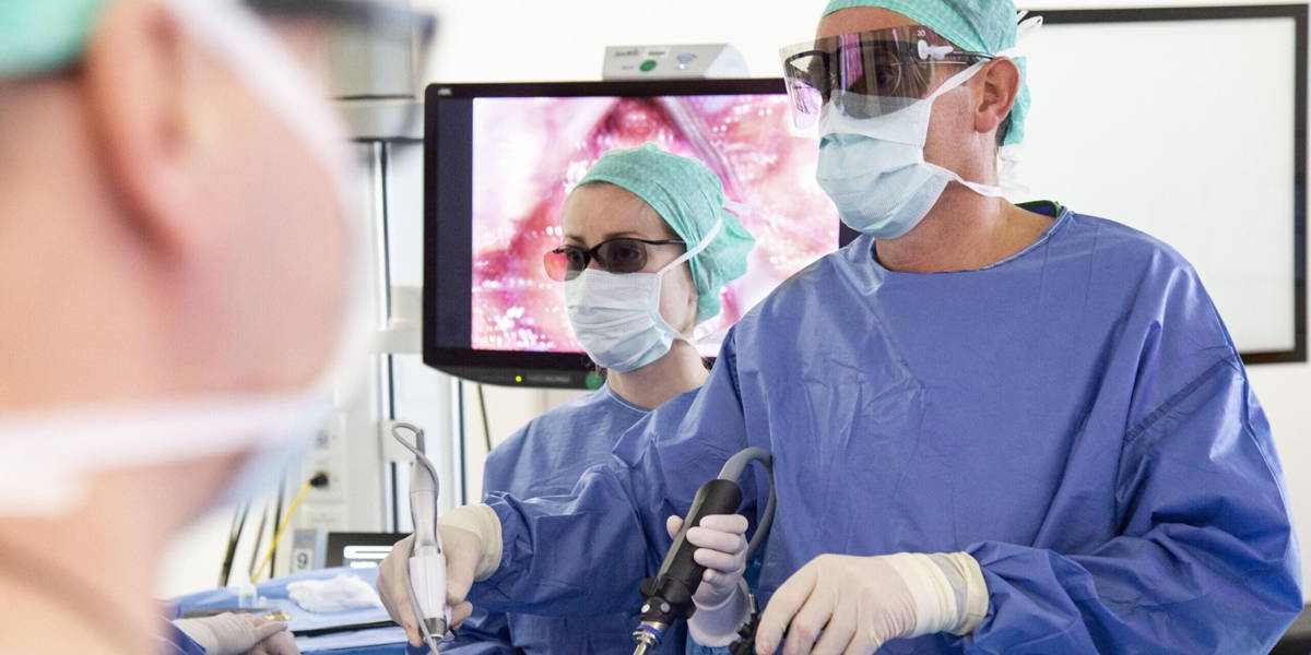 3D-techniek-geeft-chirurg-dieptezicht-bij-leveroperatie-MMC-scaled