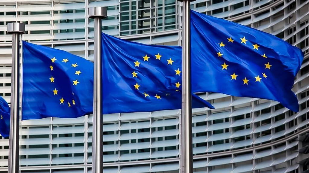 EU-Commision-Flags