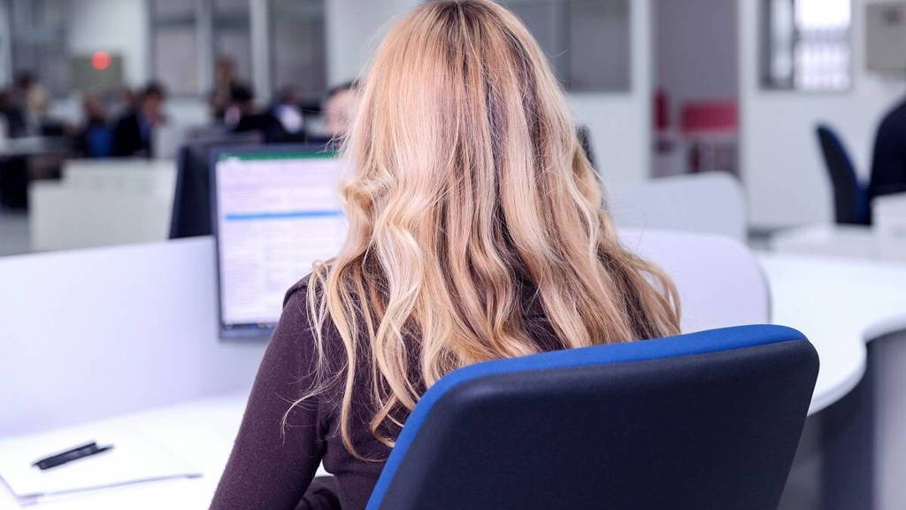 Data-Lock-vrouw-computer