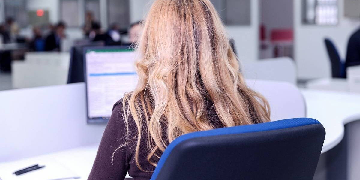 Data-Lock-vrouw-computer