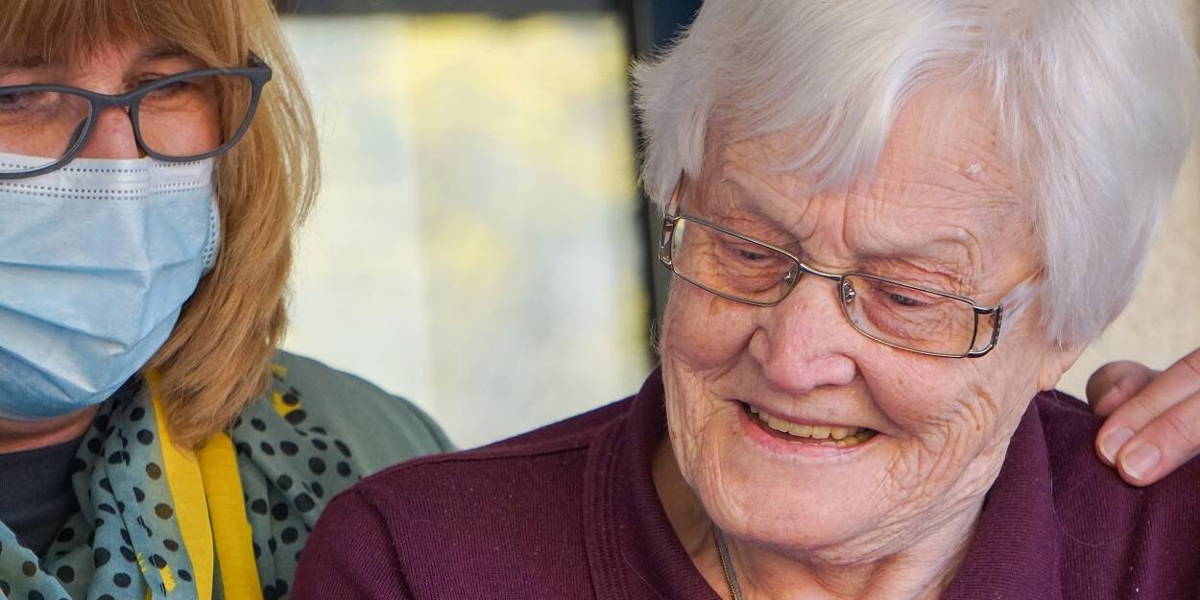 Thuiszorg-corona-smartphone