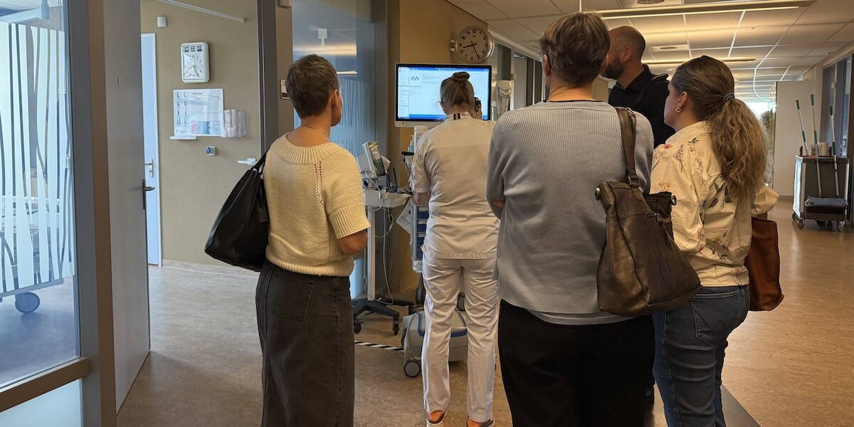 Noorse delegatie bekijkt innovatieve medicatietoediening