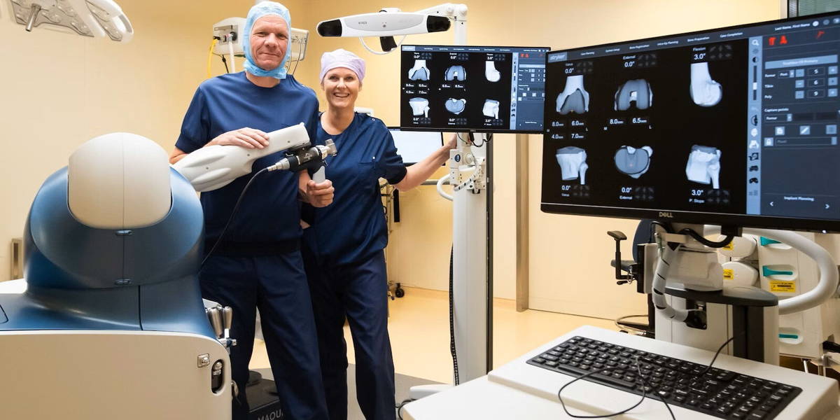 Robotarm-Knieprotheses-Deventerziekenhuis_edited