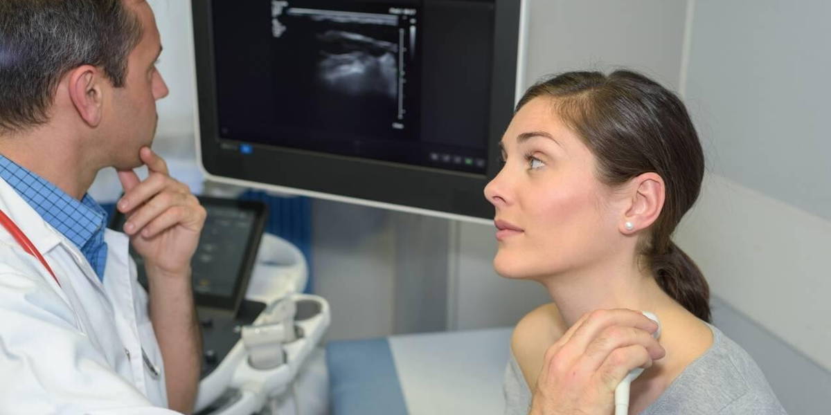 Arts-onderzoek-ultrasound