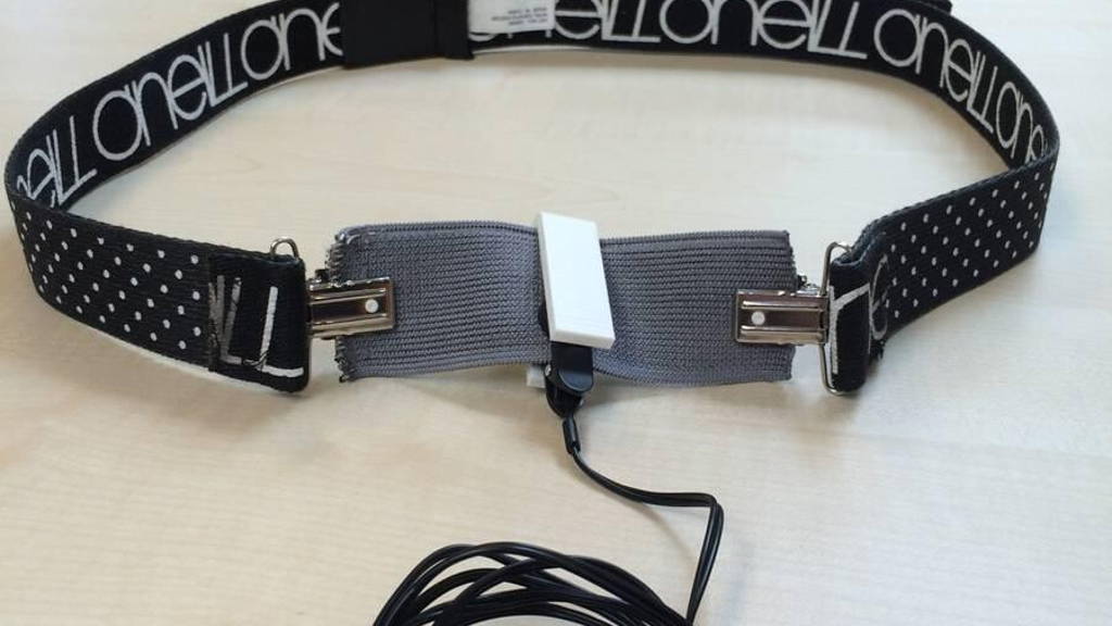 Een ademhalingssensor geoptimaliseerd voor draagcomfort