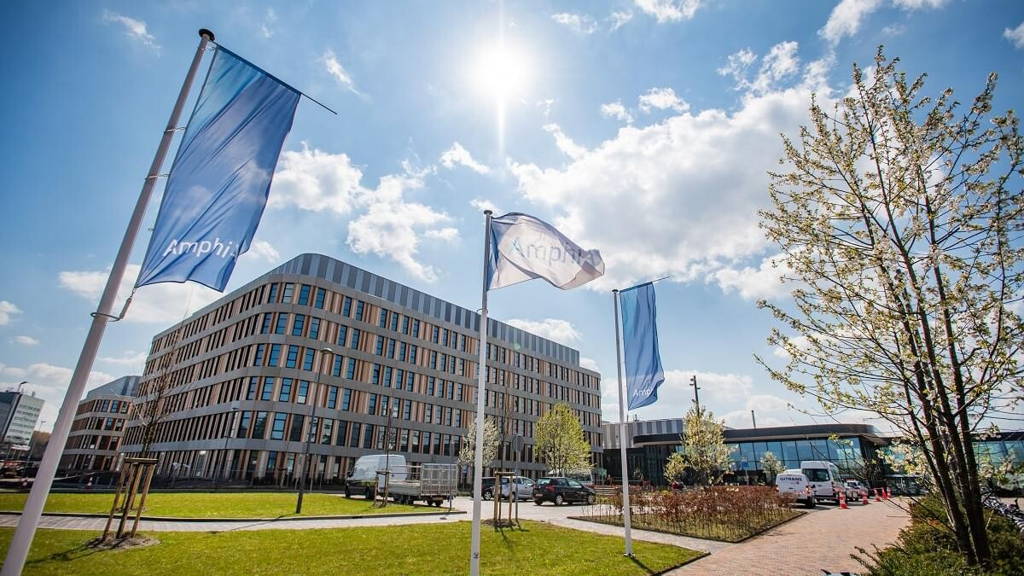 BREDAAmphia MolengrachtVerbouwing bestaande bouw in de kelder en het groen op het voorplein