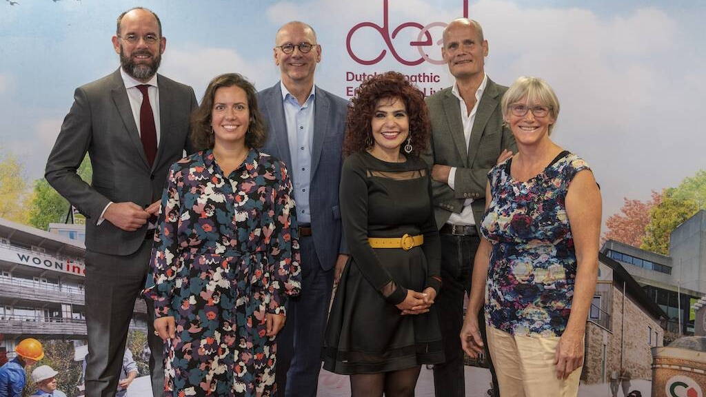 ‘We ontwikkelen woningen en wijken die voor ons gaan zorgen’