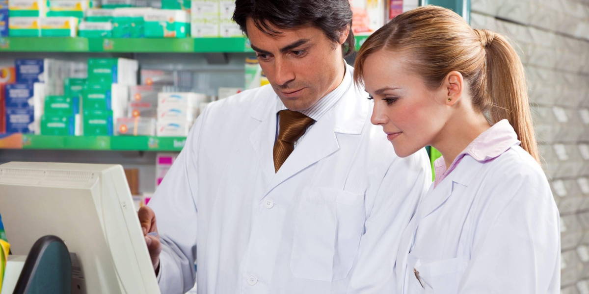 Apotheek-computer-scaled