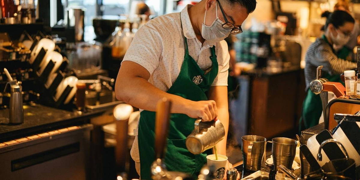 Wat-kan-zorg-leren-van-Starbucks