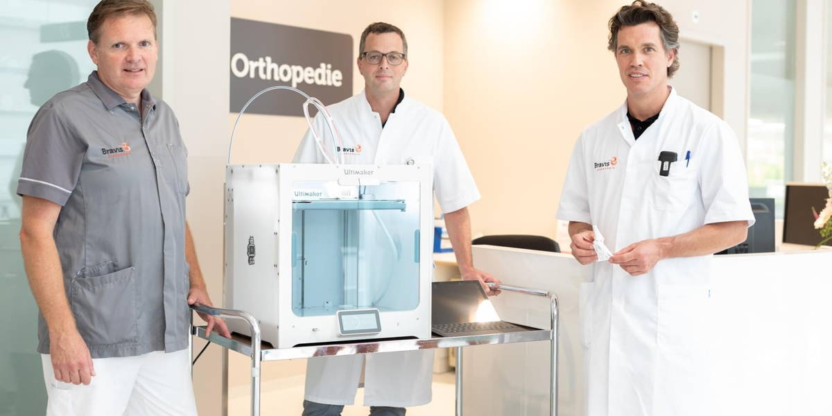 Bravis-3D-printer-2