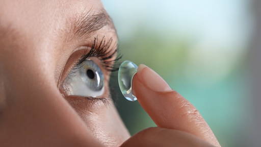 Smart contact lens for continuous eye pressure monitoring