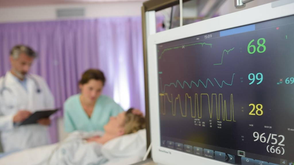 heart blood pressure monitor used in a hospital room