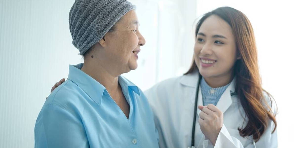 kanker-vrouw-dokter-patient