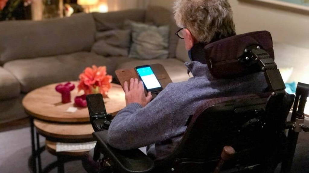 Vinger aan de pols met ALS Thuismeten & Coachen