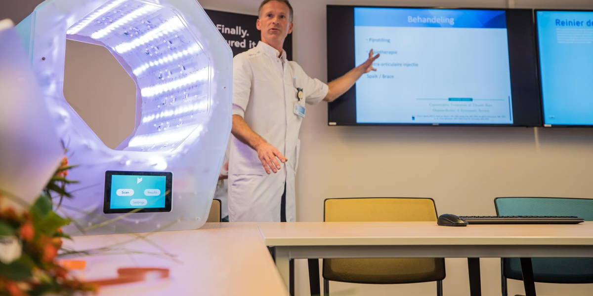 3D-handscanner-Reinier-de-Graaf