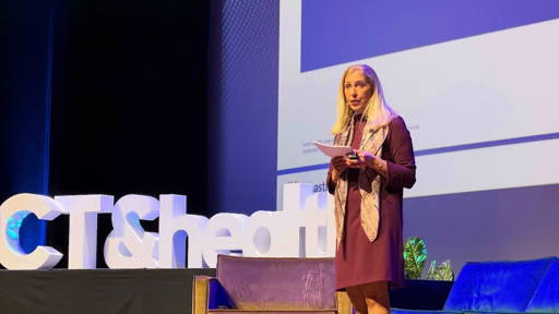 Helen Mertens: ‘Digitalisering duwt mensen soms ook weg’