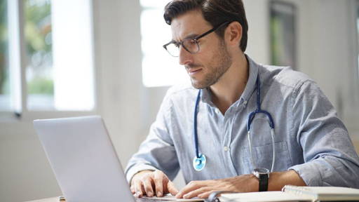 Gegevensuitwisseling haalbaar maken. 'Spreken is zilver, bouwen is goud'