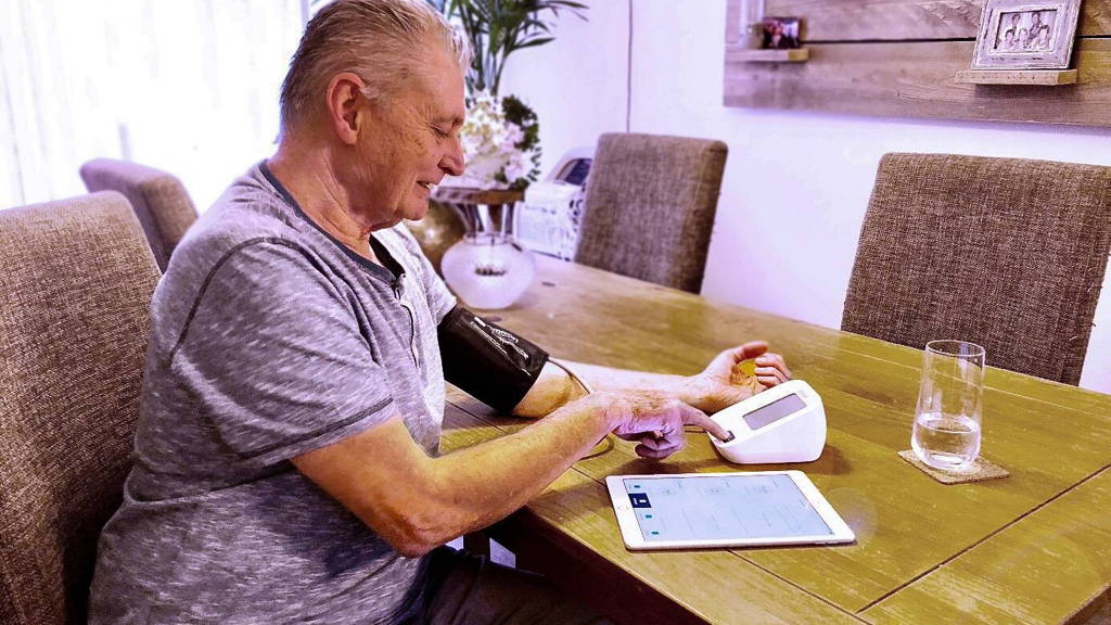 Reinier-Haga-Groep-cVitals-thuismeet-systeem