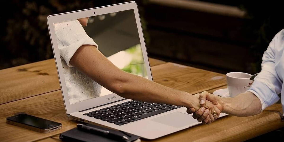 handshake-3382503_960_720