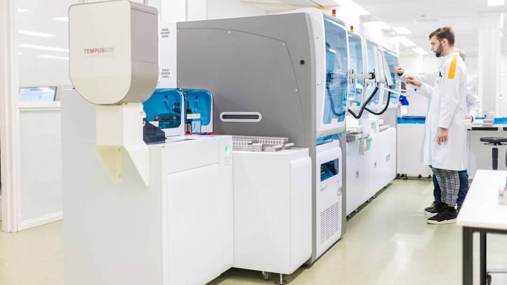 Onze laboratoria kunnen bij calamiteiten als elkaars back-up dienen