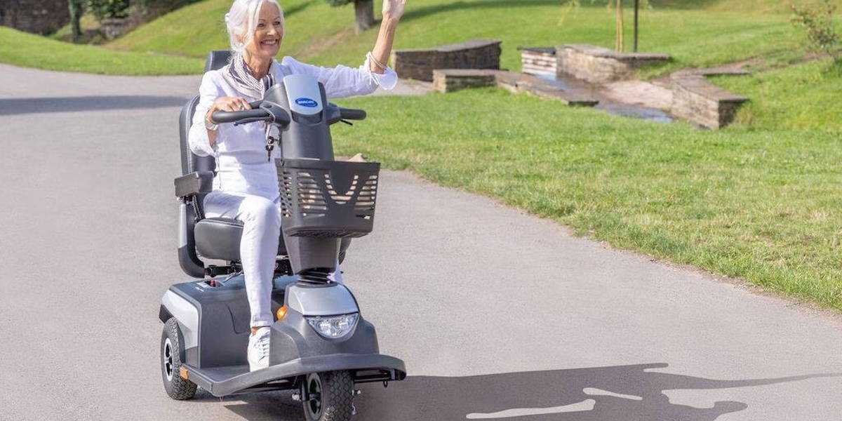 Vinood Mangroelal , Carolien Nijhuis, KPN: ‘Aan de basis van passende zorg ligt de juiste verbinding’