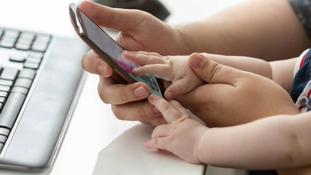 Trimbos-kind-smartphone