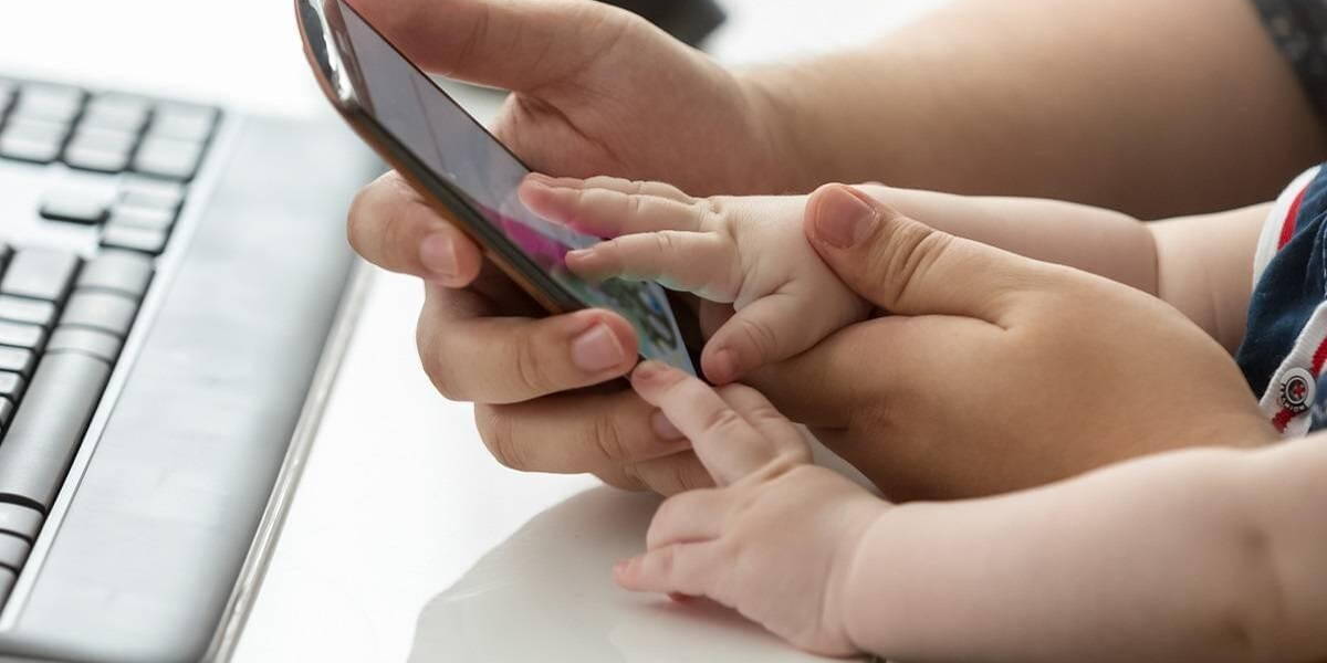 Trimbos-kind-smartphone