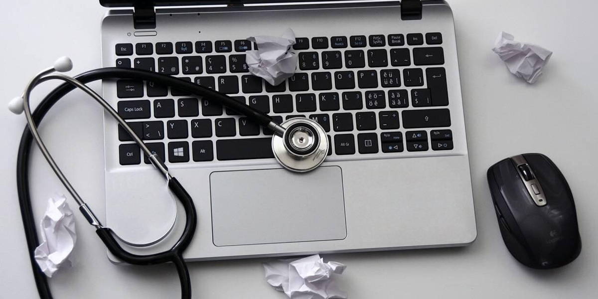 foto-bij-onderzoek-huisartsenzorg-002