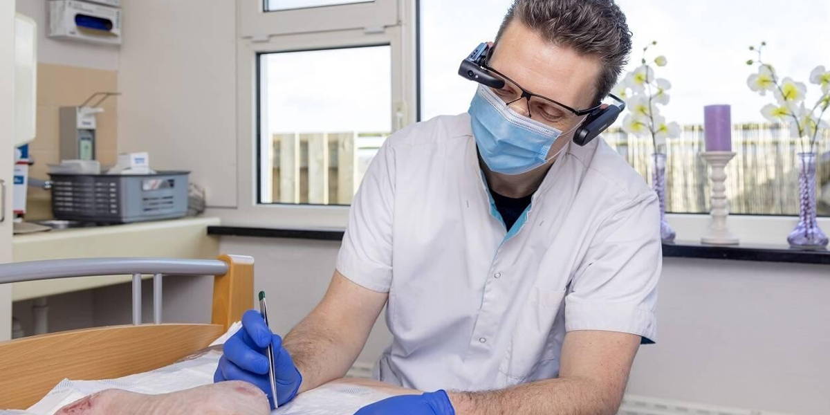 Wondbehandeling-met-behulp-van-slimme-bril