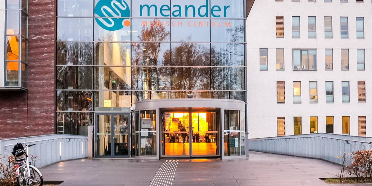 HoofdingangMeander-1