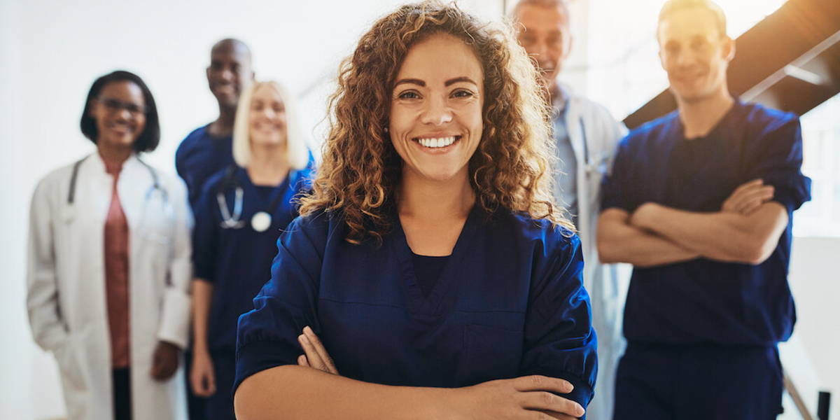 Hoe behouden we jonge zorgprofessionals voor de zorg?