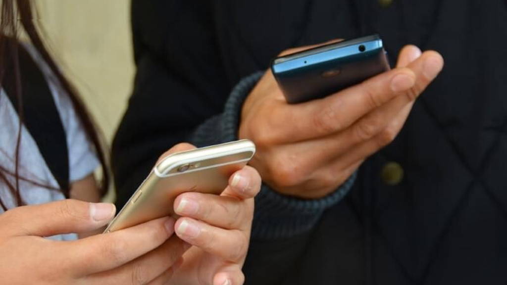 Wetenschapsnieuws: relatie ADHD - digitale media, algoritmes identificeren zwangerschappen