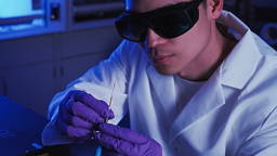 Mini probe monitors three biomarkers simultaneously in real time