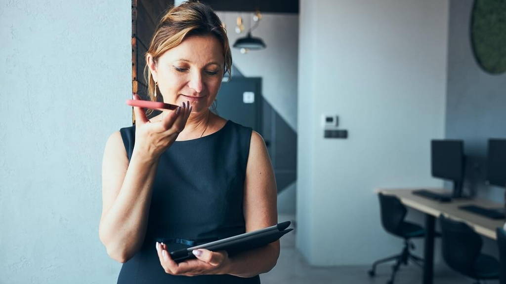 Spraakgestuurd rapporteren