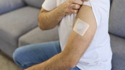 Smart patch tracks diabetic wounds in real time