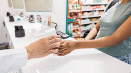 ZORG-ID Smartcard als alternatief UZI-pas in steeds meer apotheken