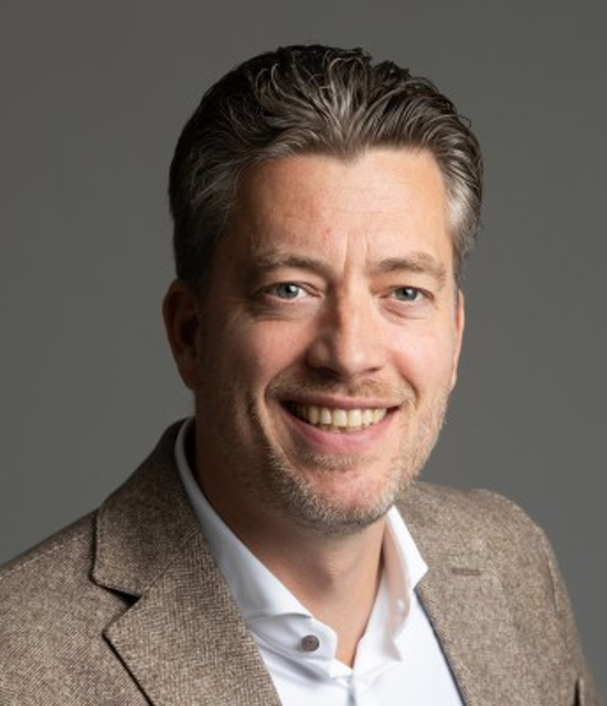 Arjo  Boendemaker  CumuluZ Healthcare Data Foundation  Member of the Programme Management Team