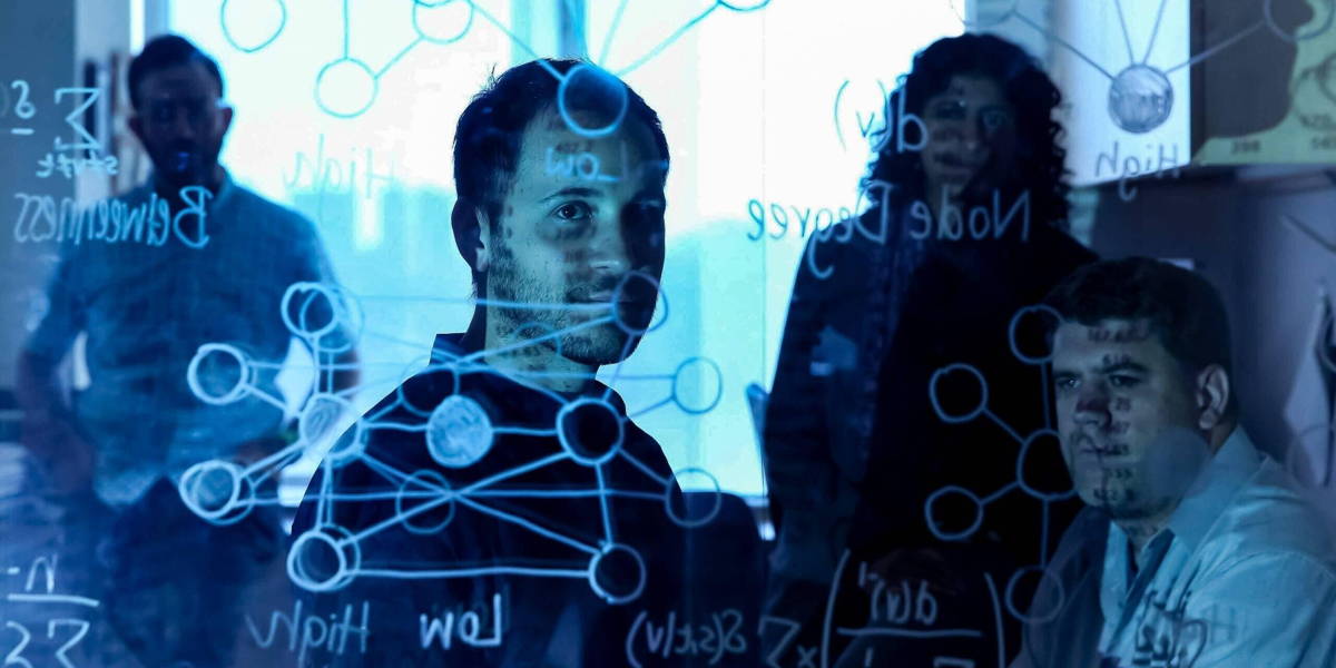 Data-annalist-doctor_edited-scaled