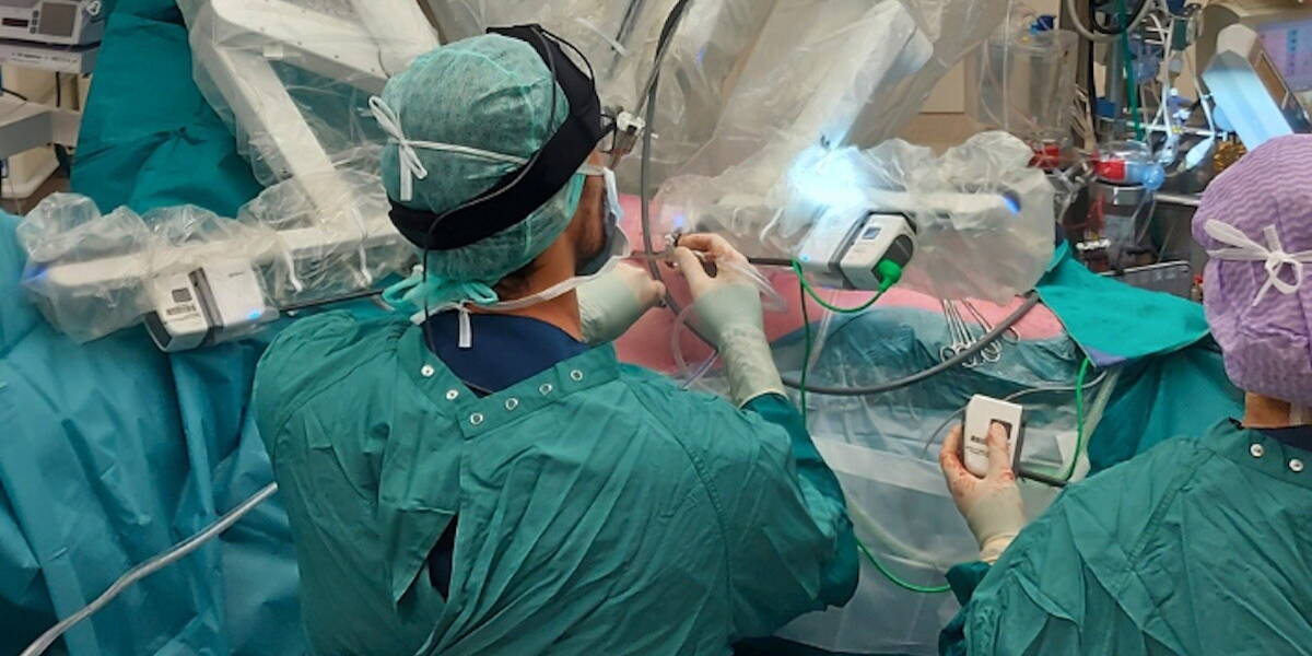 Robot doet hartklep operatie