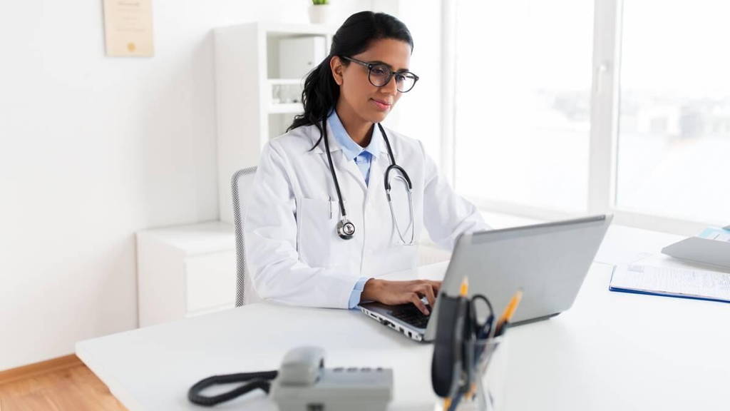 Doktor-Computer-Zoeken