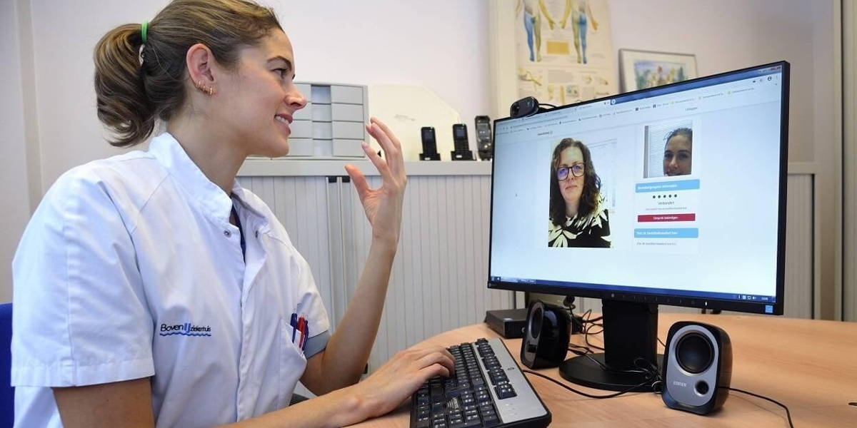 BovenIJ-digitale-zorg-beeldbellen