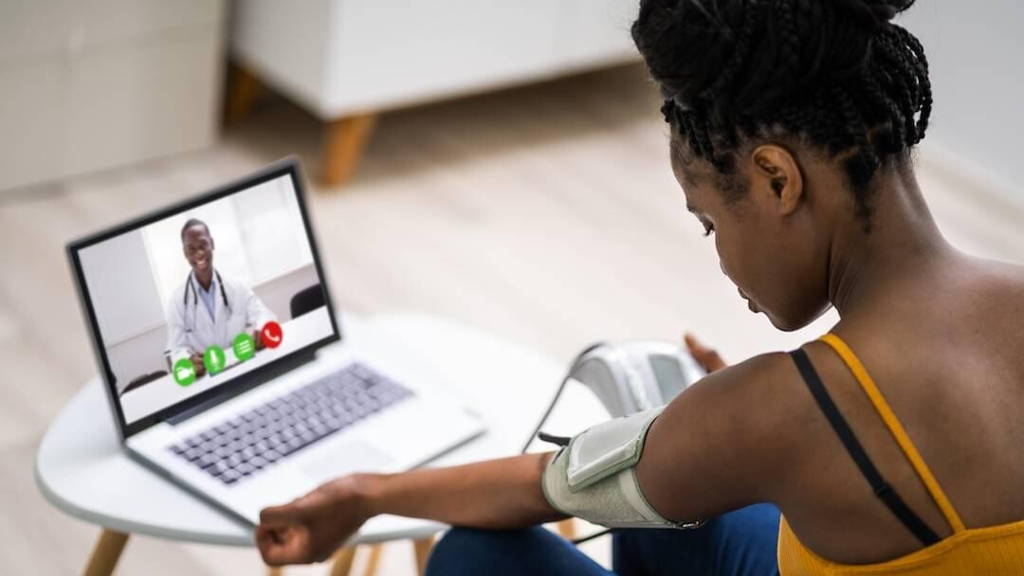 Zonder versnelde digitalisering dreigt de zorg te verzuipen