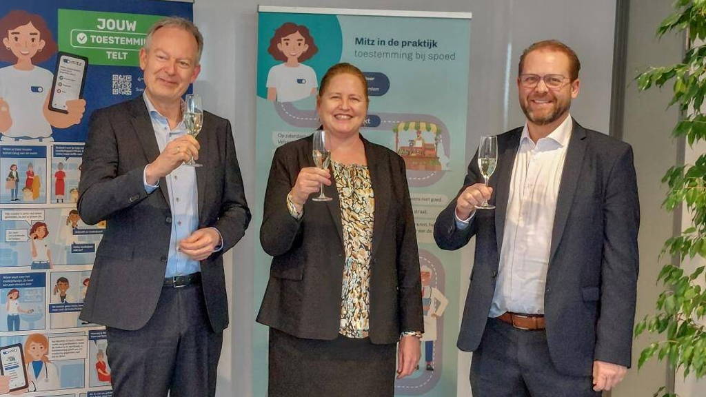 mitz3_edited-ondertekening