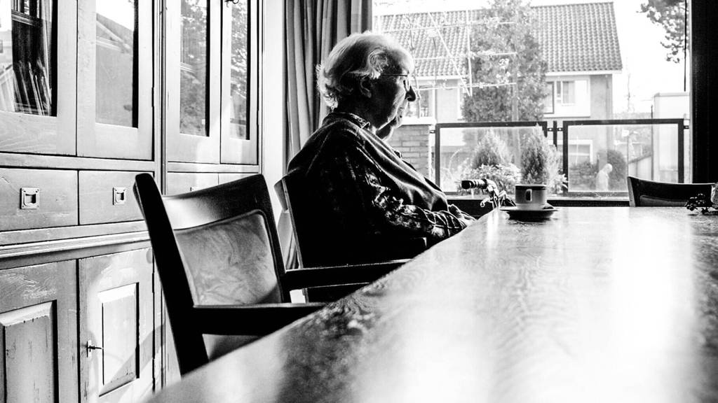 Eenzaamheid_edited-scaled