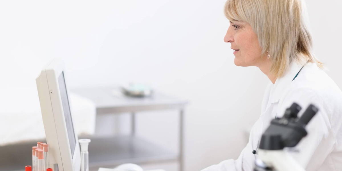 Lab-Comnputer-Dokter-scaled