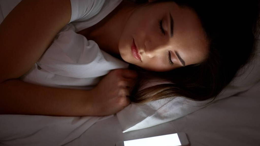 smartphone-s-nachts-slapen