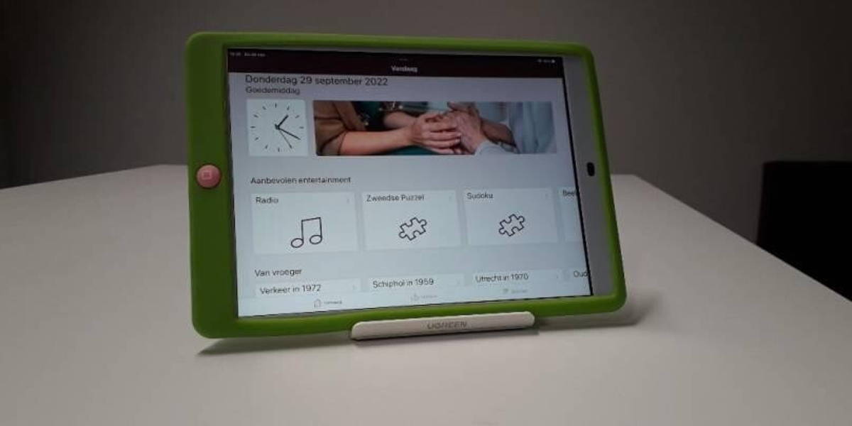 ouderen-app-op-ipad-0-jpg