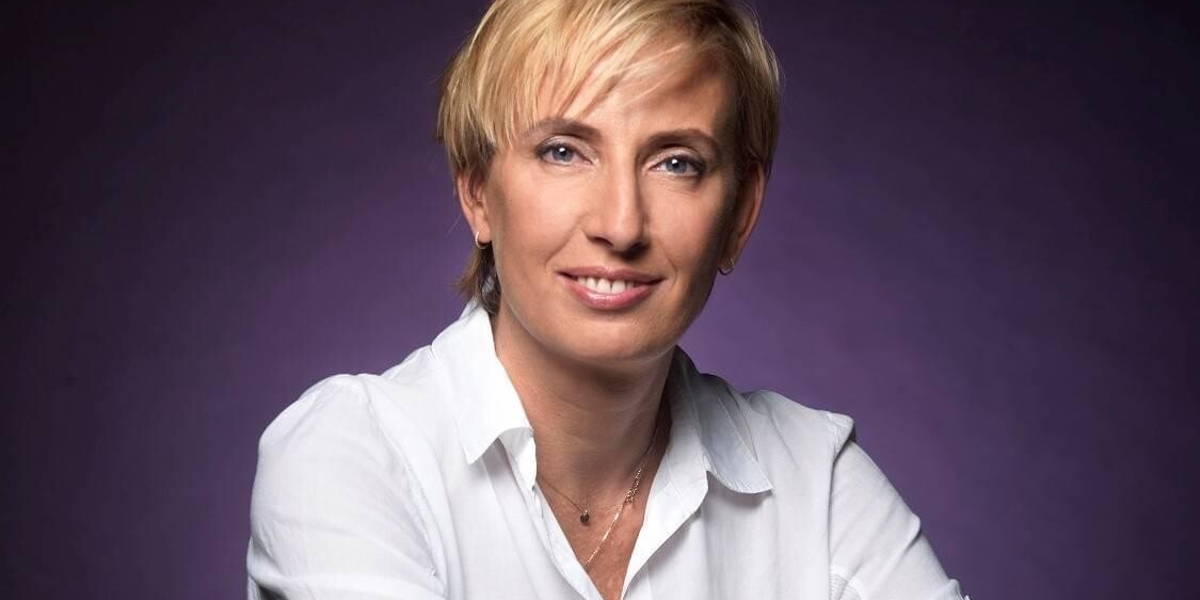 Your (club)house or mine?